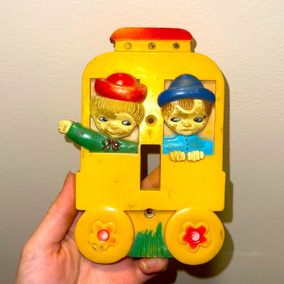 1975 Nursery Originals Jolly and Rolly on a Trolley Light Switch Cover - Picture 1 of 4